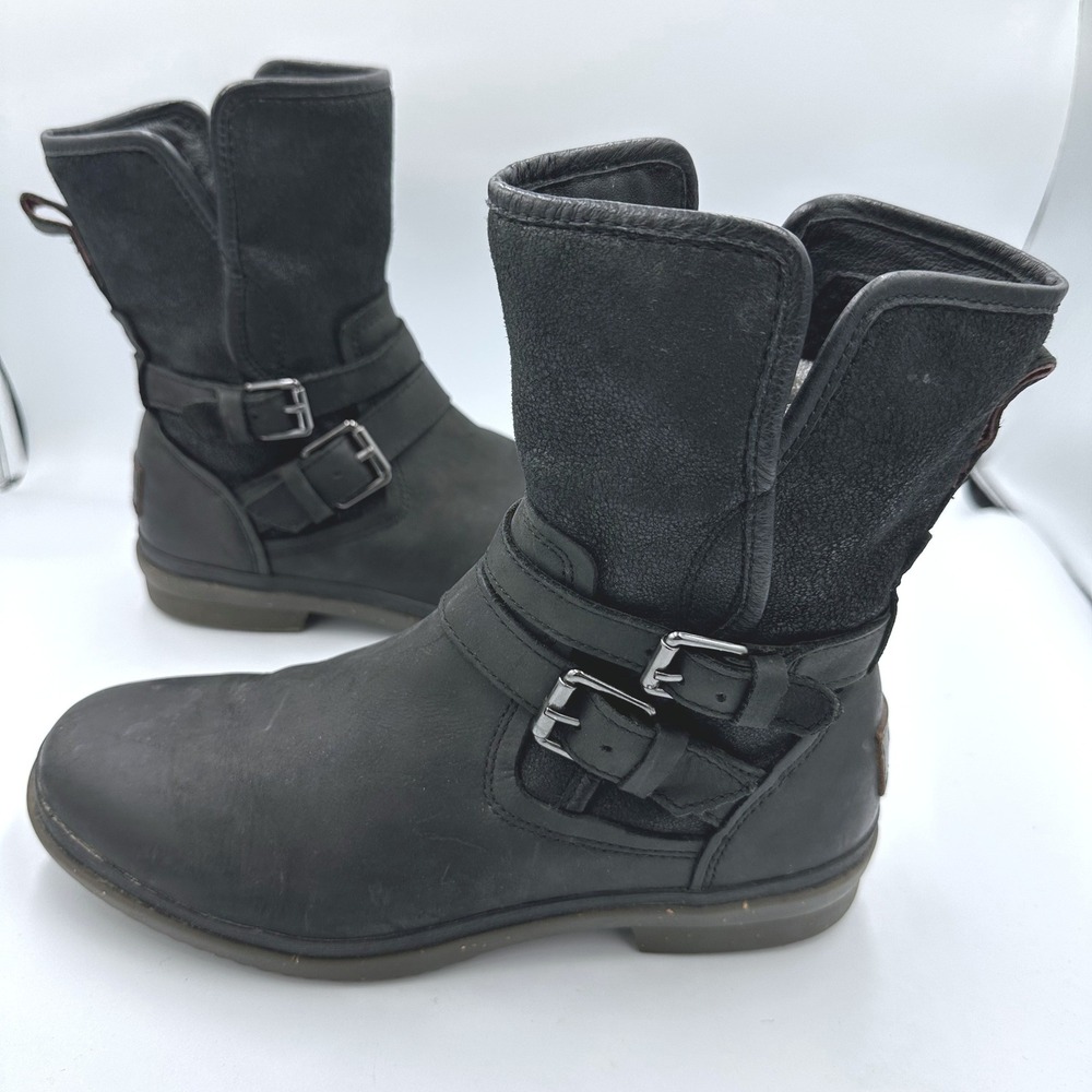 UGG Simmens Black Leather Suede‎ Waterproof Moto Buckle Boots 1008439 Womens 7.5